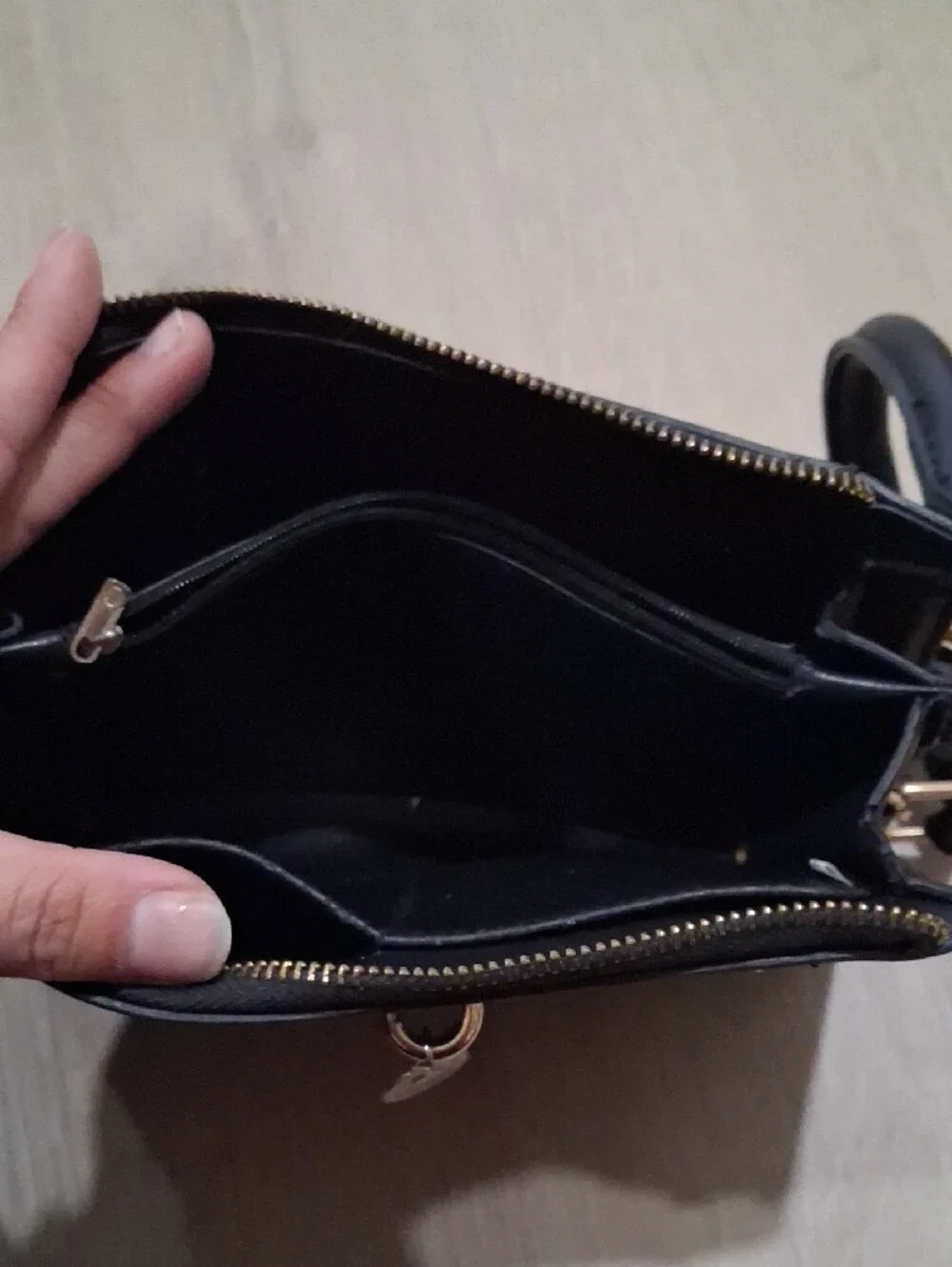 Black Crossbody Phone Bag with Fashion Face Applique